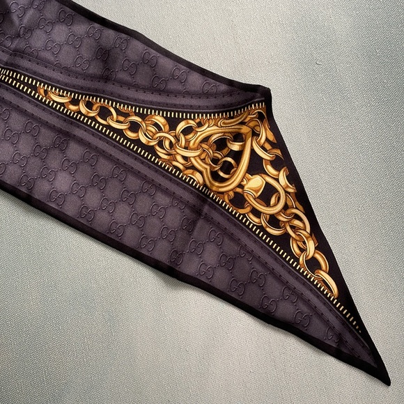 Authentic Gucci Monogram GG Silk Scarf - Picture 11 of 15